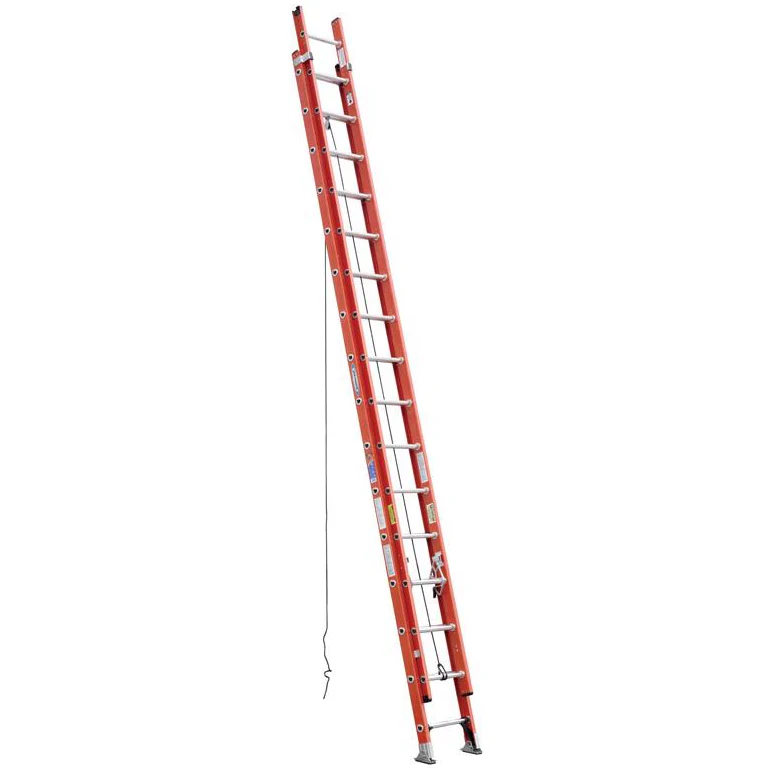 Werner 32' Fiberglass IA Extension Ladder (300 lb.) - Image 2